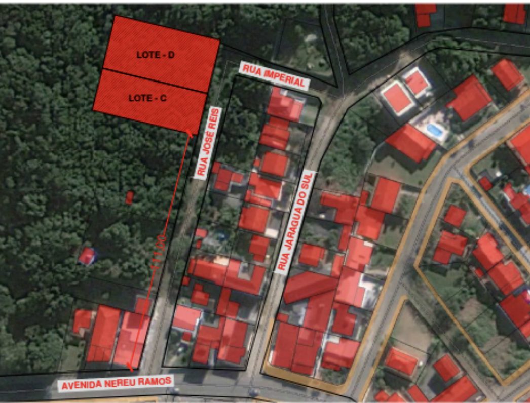 Mapa aéreo com a demarcação dos Lotes C e D na Rua José Reis